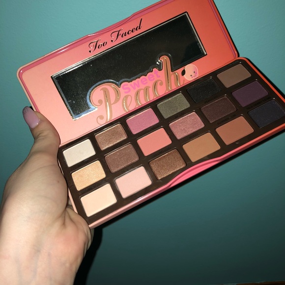 too faced sweet peach palette - Picture 2 of 3